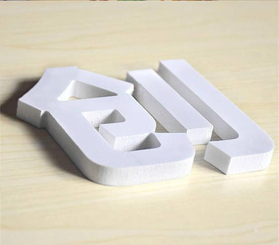雪弗板字